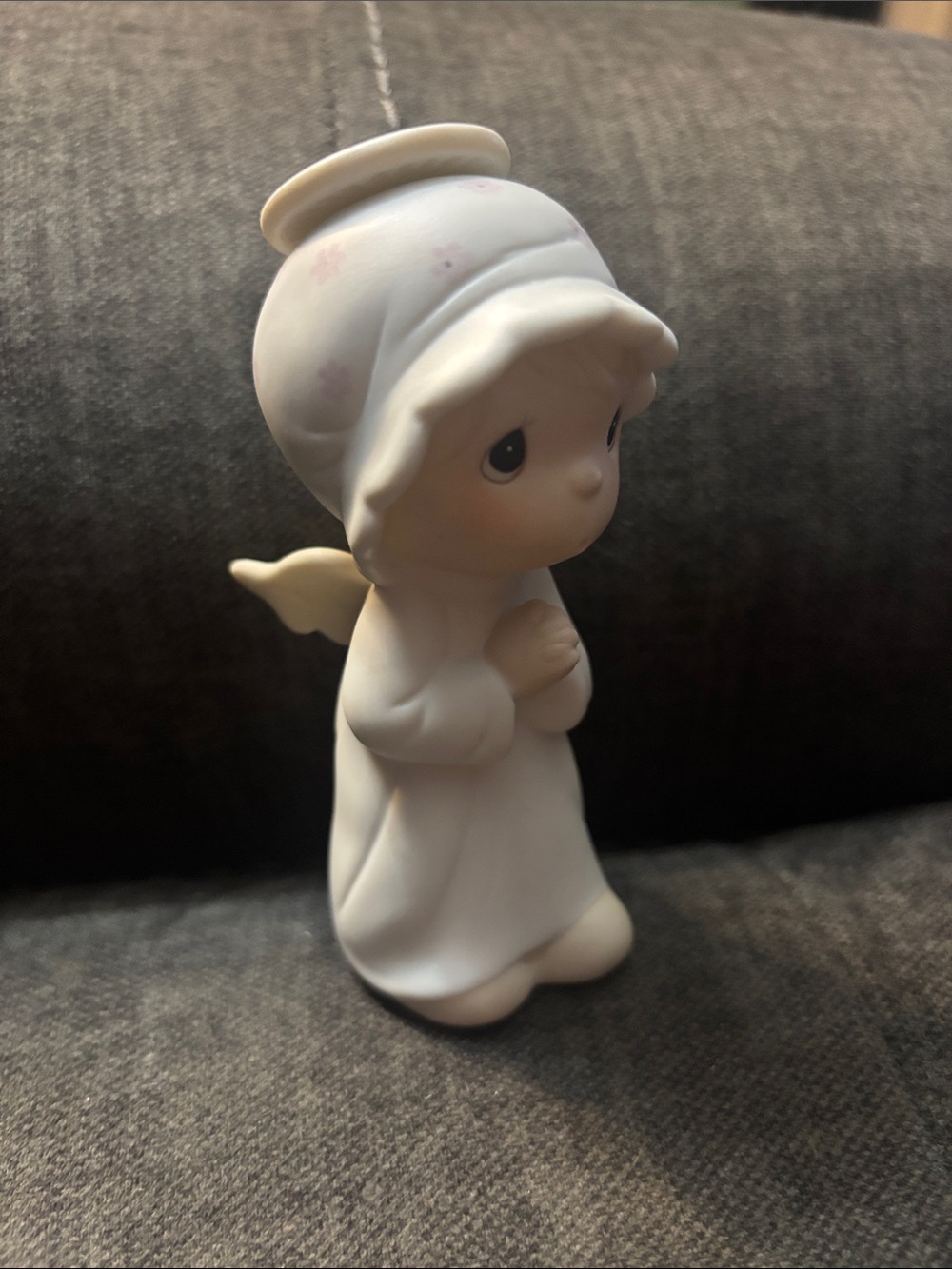 Vintage 1982 Jonathan & David Figurine Special “The First Noel” 2 piece set